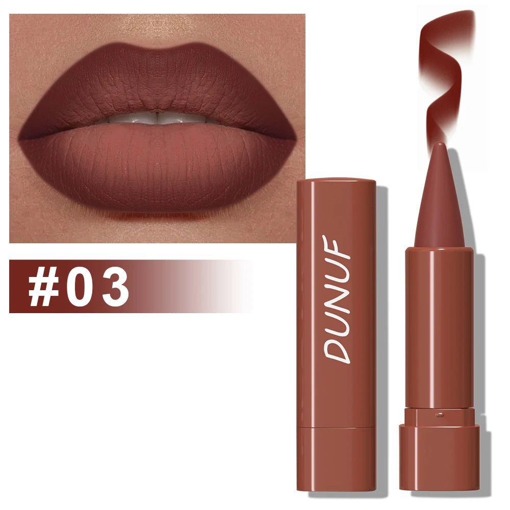 Gradient lip liner – smooth glide, matte finish, defined lips.