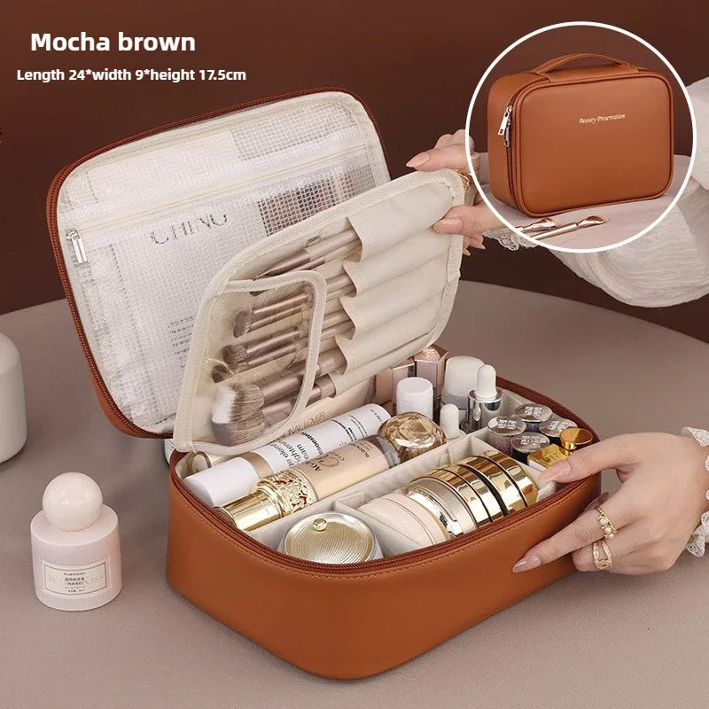Luxury large cosmetic bag – spacious, portable, perfect for travel.