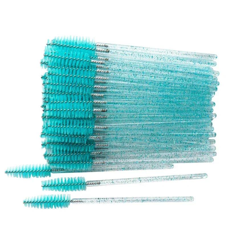50 glitter mascara wands – disposable, hygienic, precise, and stylish.