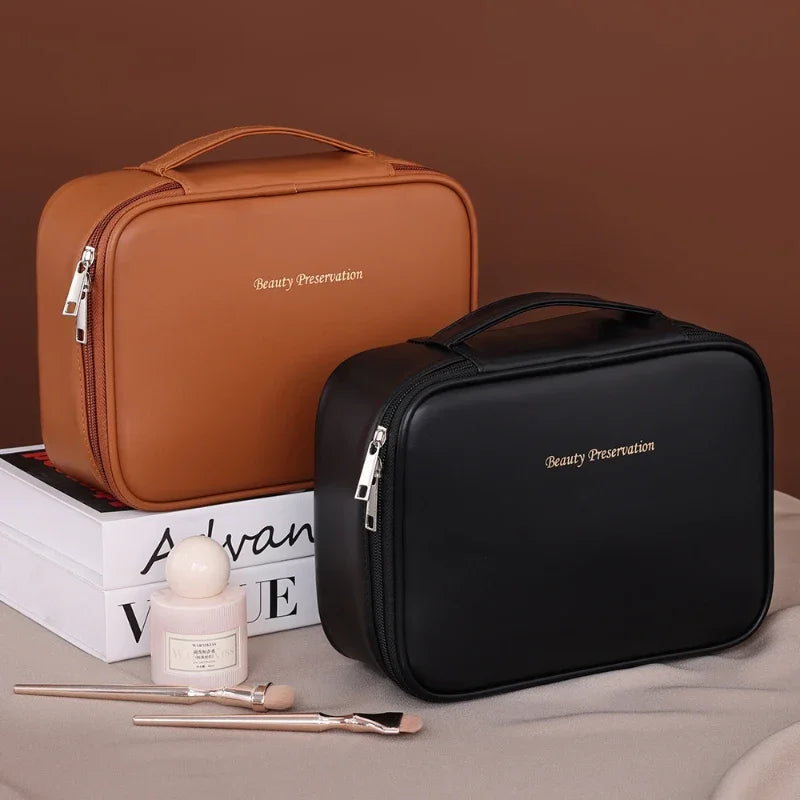 Luxury large cosmetic bag – spacious, portable, perfect for travel.
