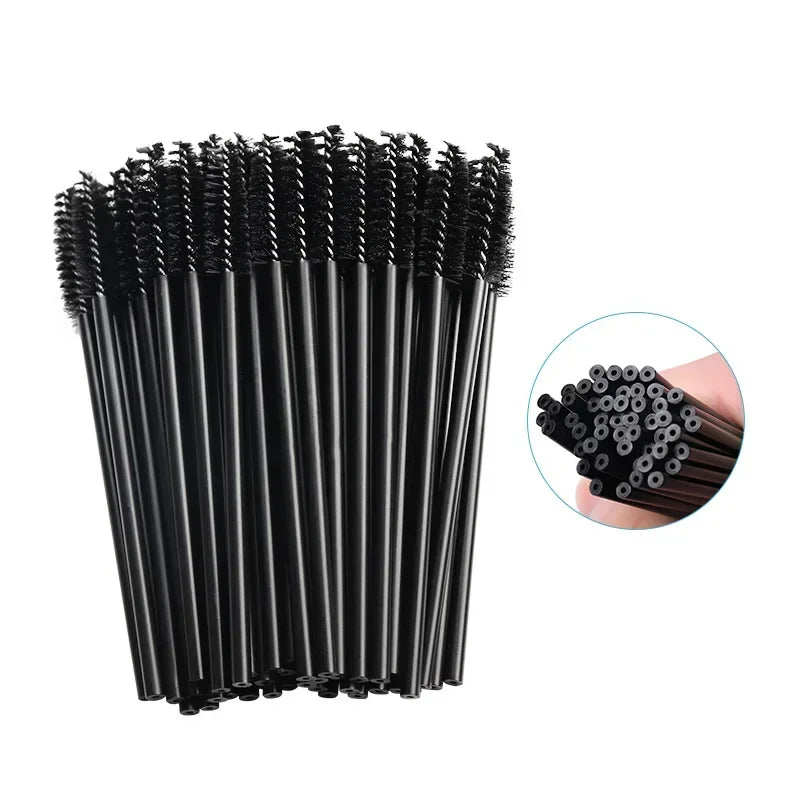 50 glitter mascara wands – disposable, hygienic, precise, and stylish.