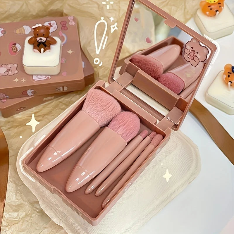 5-piece makeup brush set – foldable, compact, mirror included.