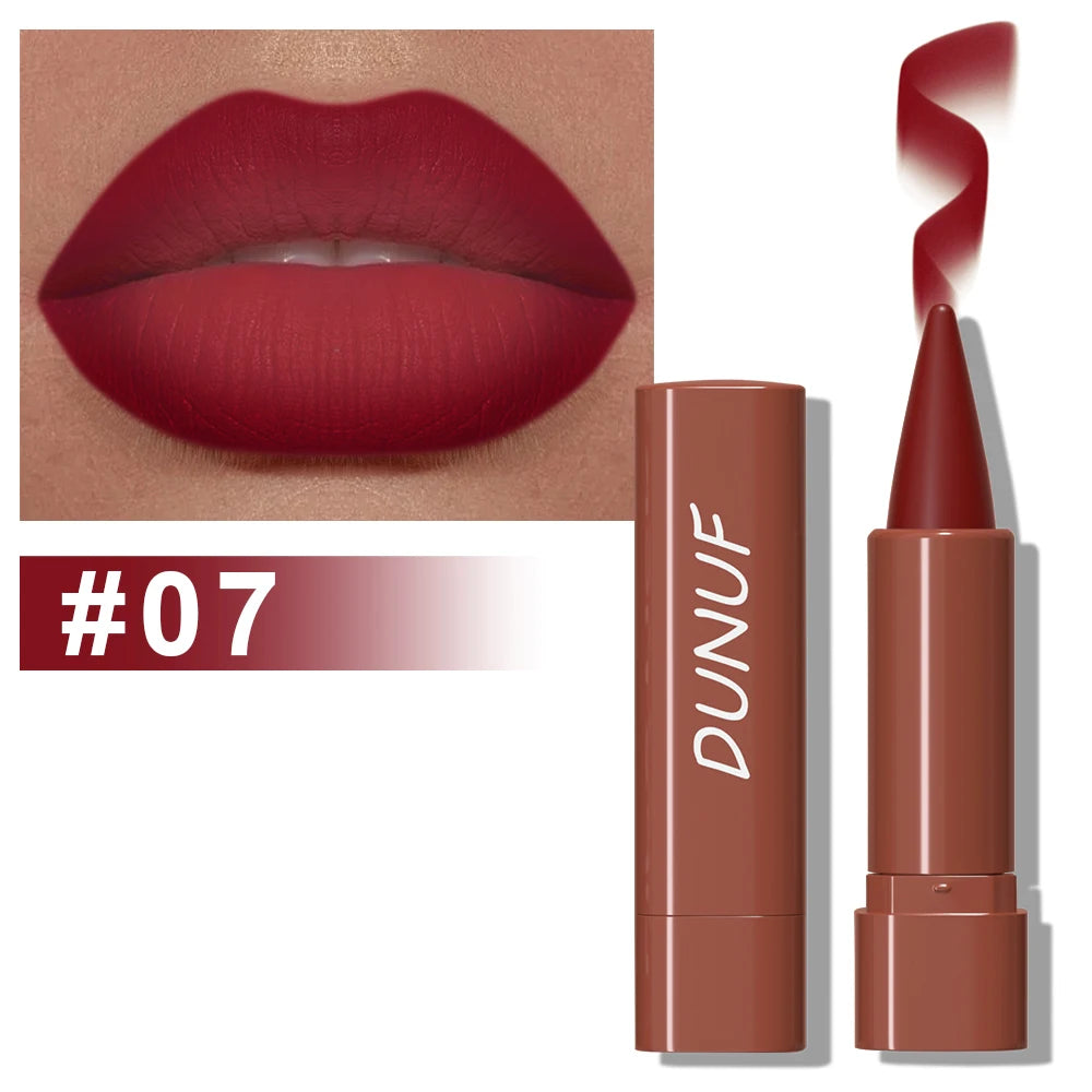 Gradient lip liner – smooth glide, matte finish, defined lips.