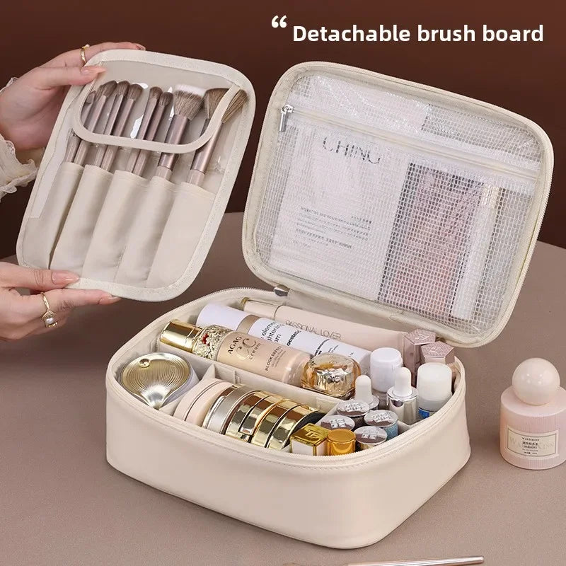 Luxury large cosmetic bag – spacious, portable, perfect for travel.