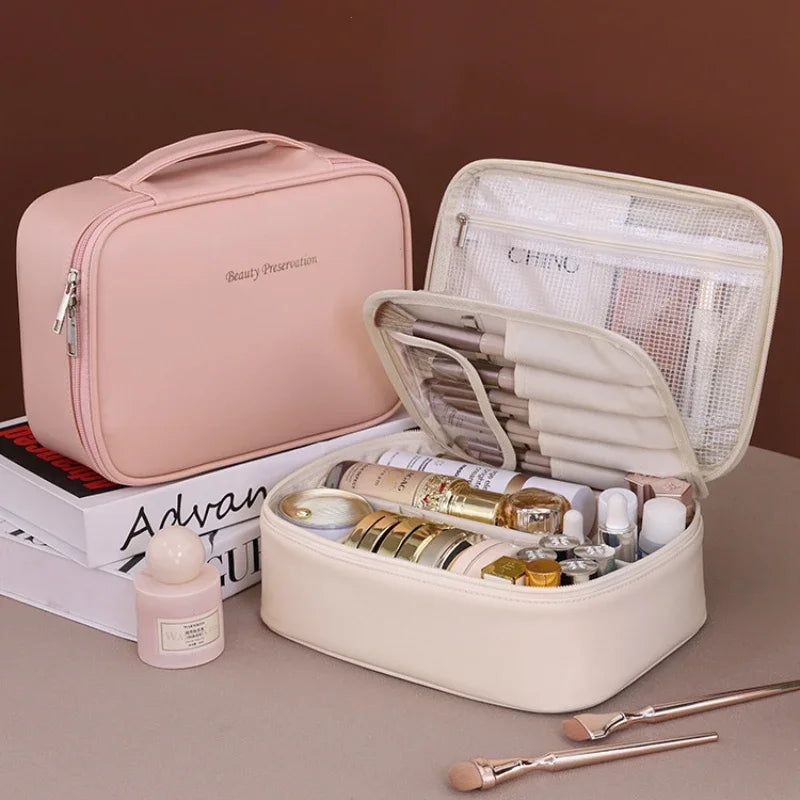 Luxury large cosmetic bag – spacious, portable, perfect for travel.